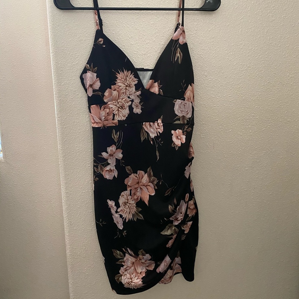 Black/pink dress